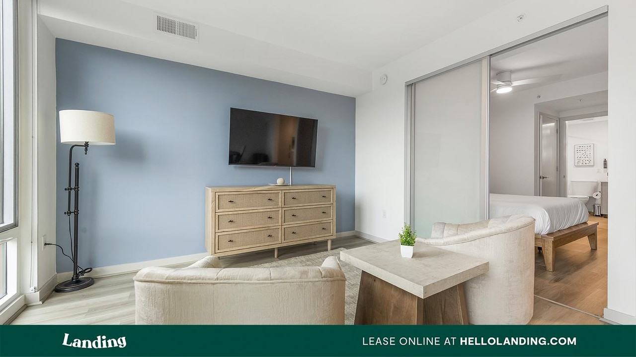 853 New Jersey Ave SE - Photo 6 of 50