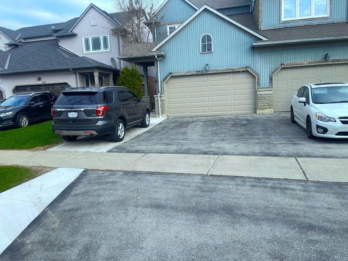 1868 Stevington Crescent - Photo 4 of 18