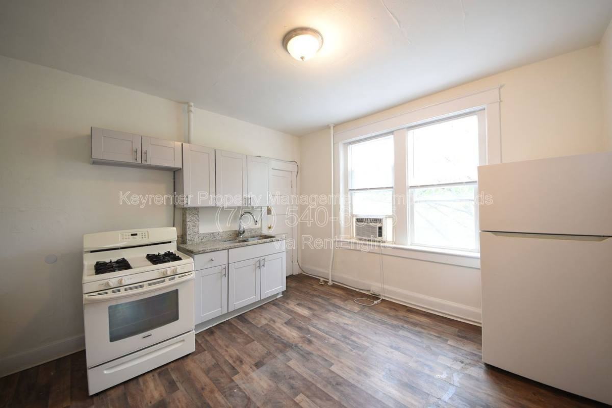 332 Mt Vernon Ave #3A - Photo 6 of 10