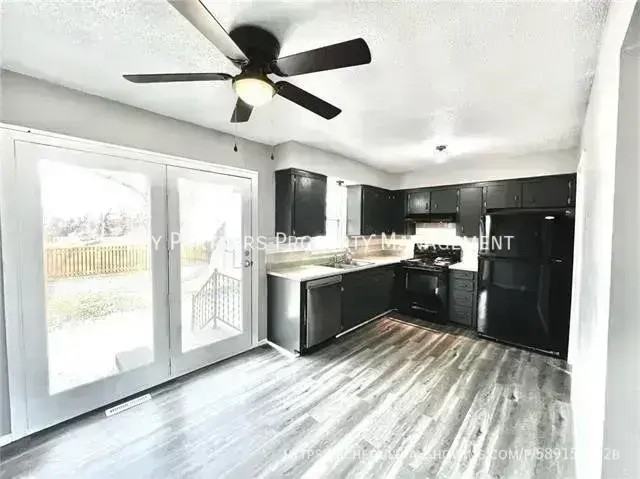 15312 E 48th St - Photo 6 of 20