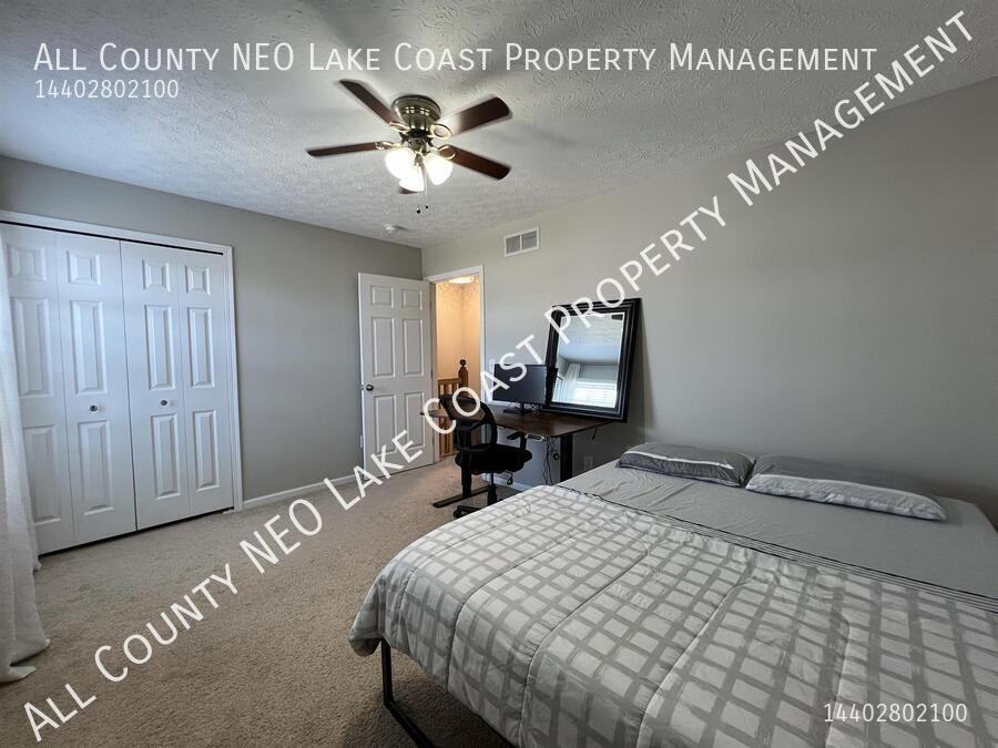 455 Rachel Ln - Photo 6 of 9