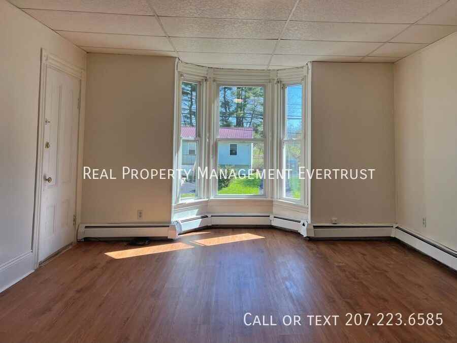 246 Cumberland St #1 - Photo 2 of 12
