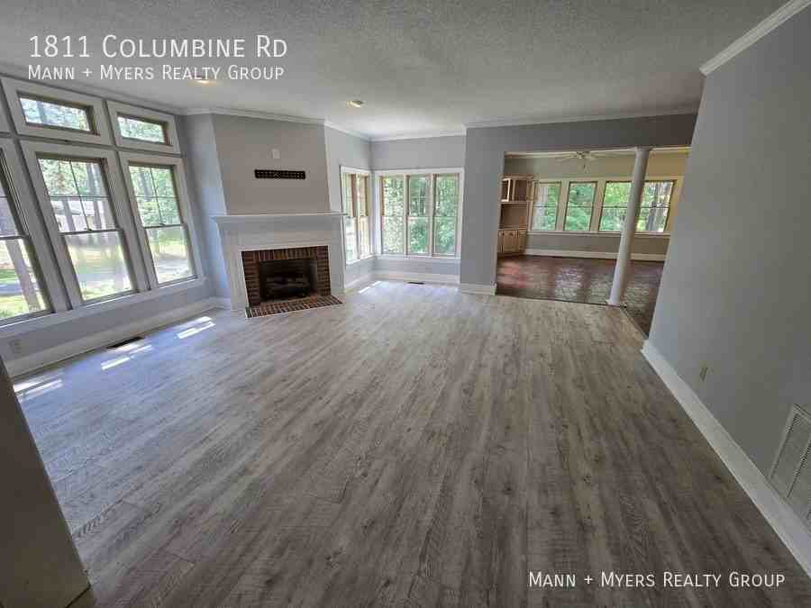 1811 Columbine Rd - Photo 5 of 41