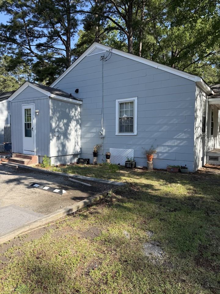 3885 Mcwhorter St - Photo 2 of 12
