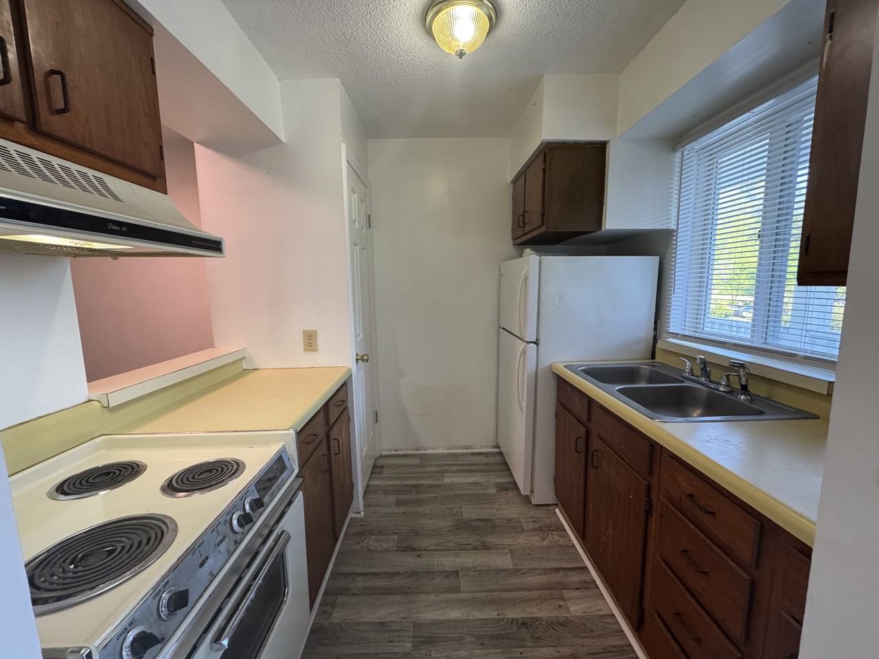 101 Santree Dr #206 - Photo 3 of 8