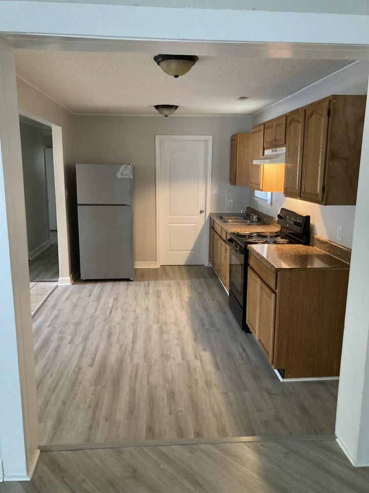 510 Charles St - Photo 5 of 7