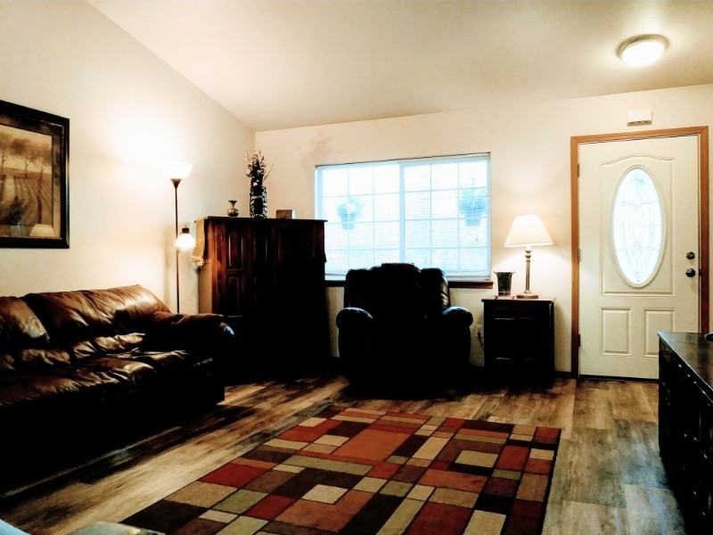3320 E Beech Way #1 - Photo 5 of 16