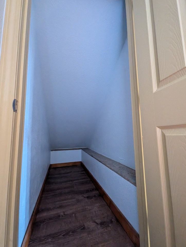 5819 Bayview Ave - Photo 6 of 22