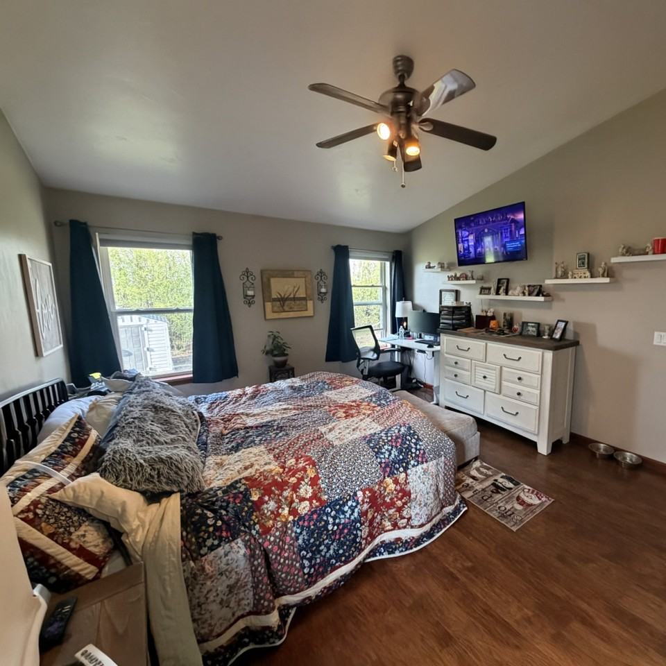 1303 Trailside Ter - Photo 3 of 10