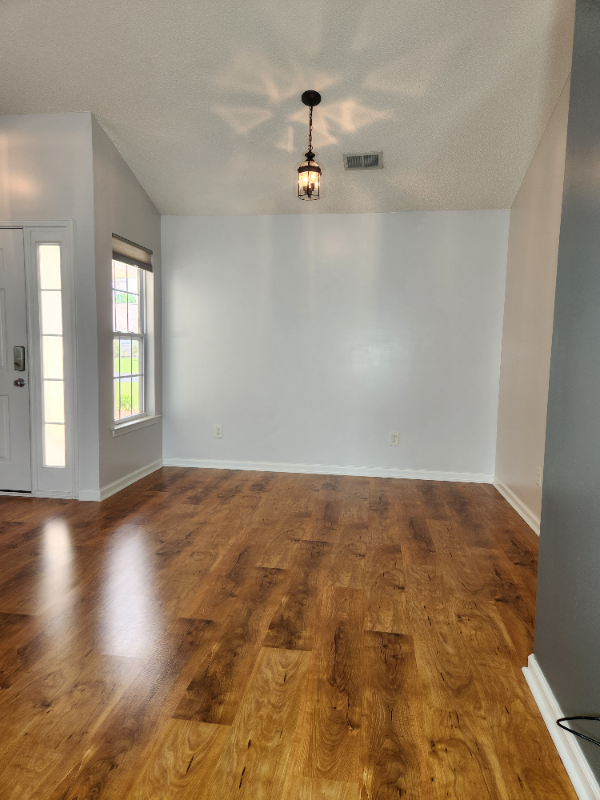 505 White Hawk Ct - Photo 4 of 20