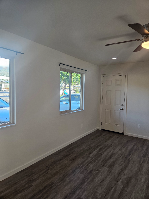 89 Paa St #6 - Photo 3 of 13