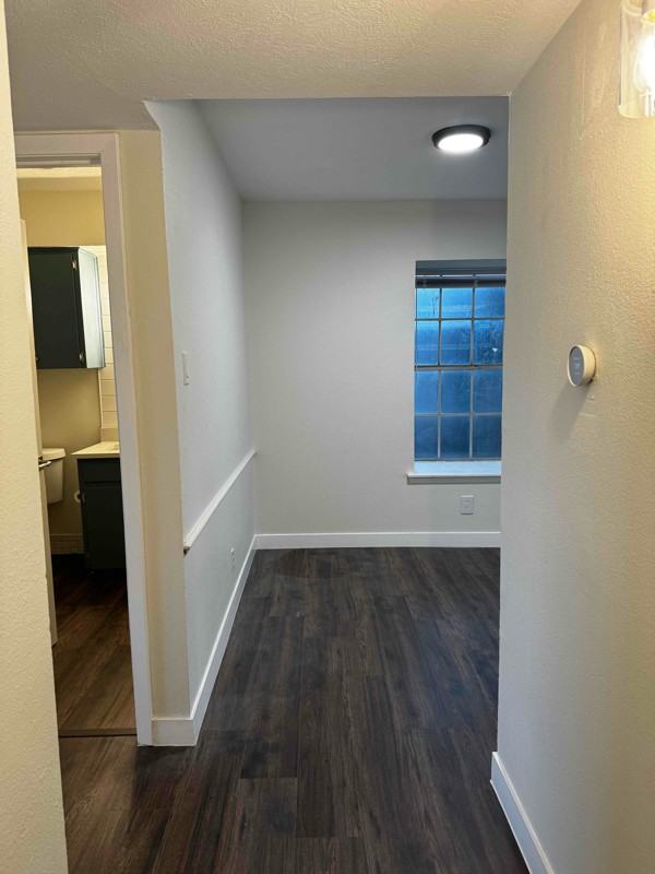 170 De Chantle Rd #405 - Photo 4 of 22