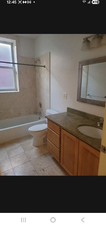 4549 Oakland Ave #4549A - Photo 5 of 10
