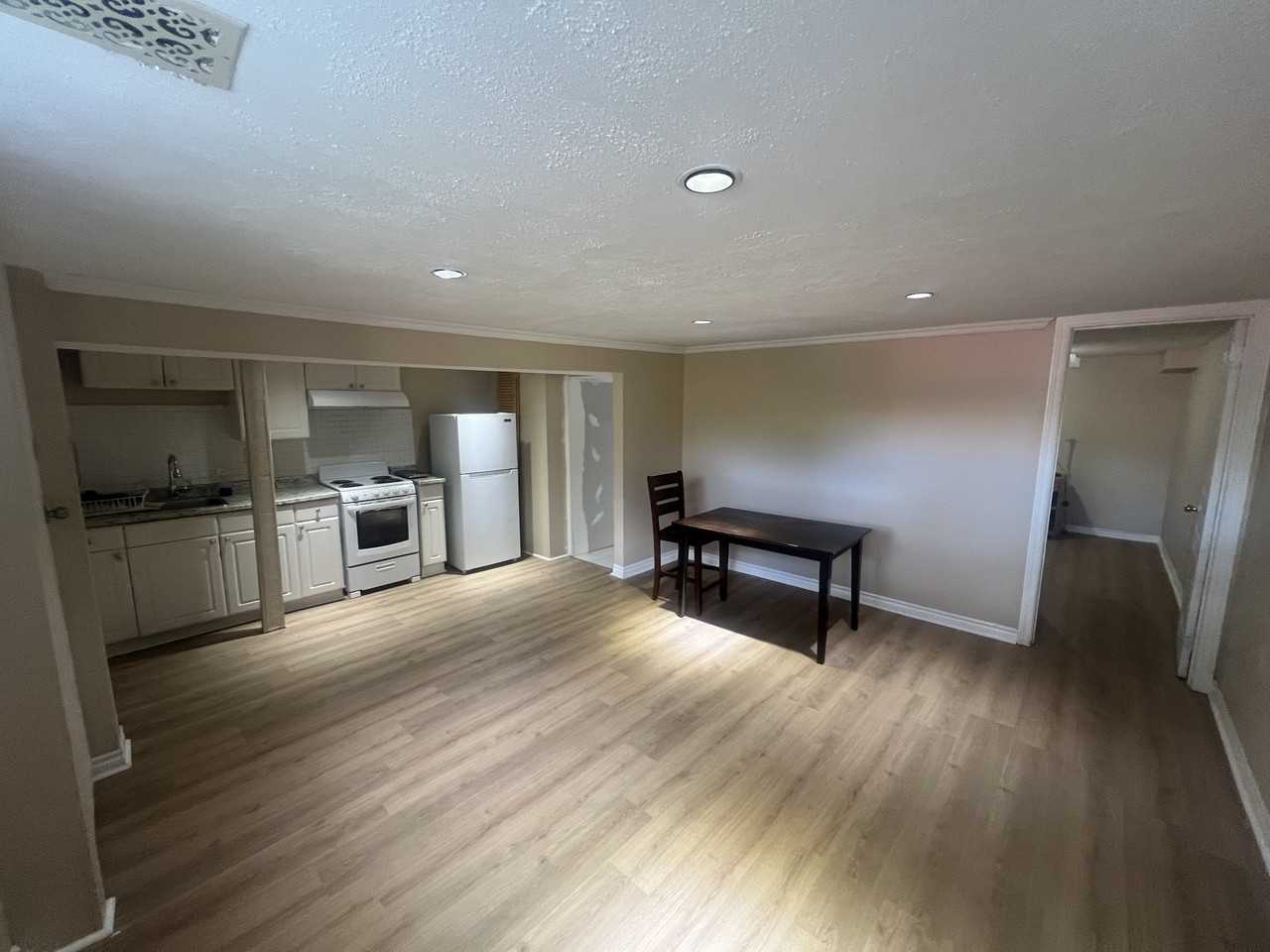 14 Dunthorne Court - Photo 5 of 10