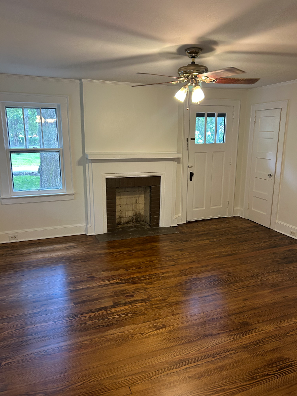 1214 Pickens St - Photo 5 of 10