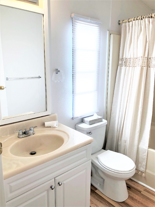 32545 Westchester Dr - Photo 4 of 21