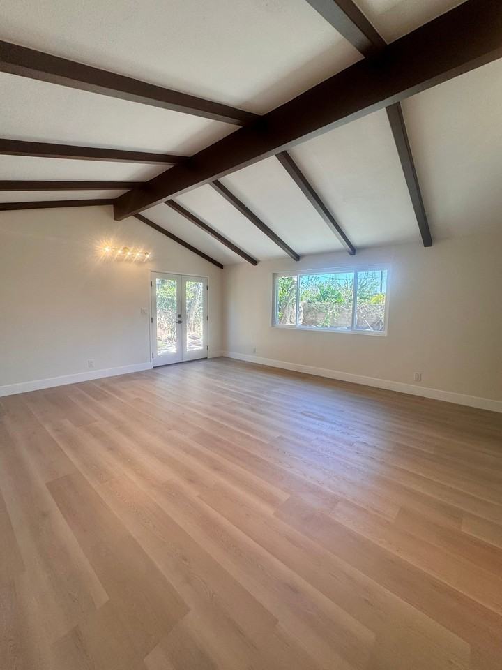 9244 Crebs Ave - Photo 2 of 17