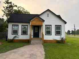 1246 5th St - Photo 1 of 1