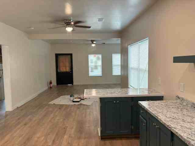 1246 5th St - Photo 5 of 7