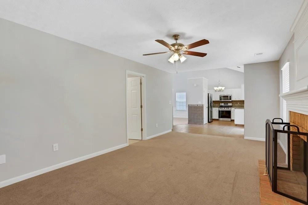 1701 Chanson Pl - Photo 3 of 10