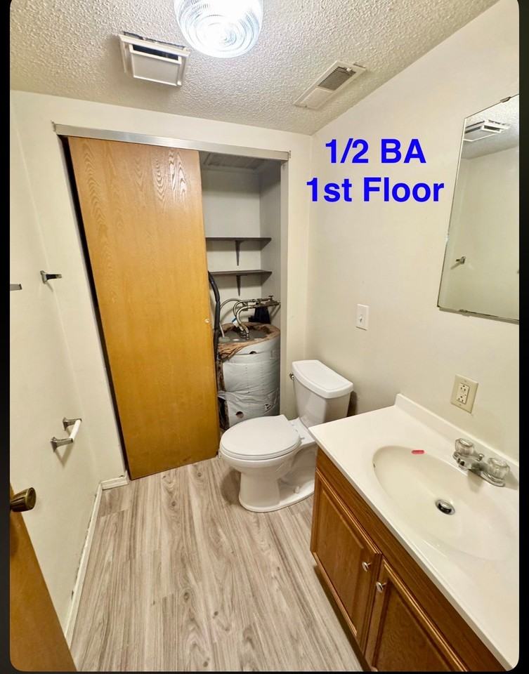 1524 Jerome Ln #36 - Photo 2 of 4
