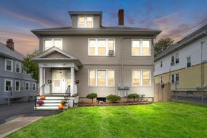 featured image of 365 W Preston St #1stFL
