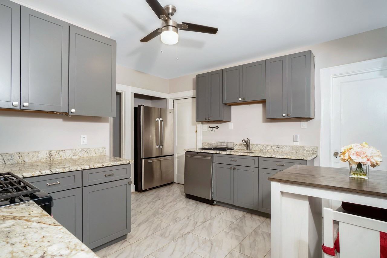 365 W Preston St #1stFL - Photo 5 of 14