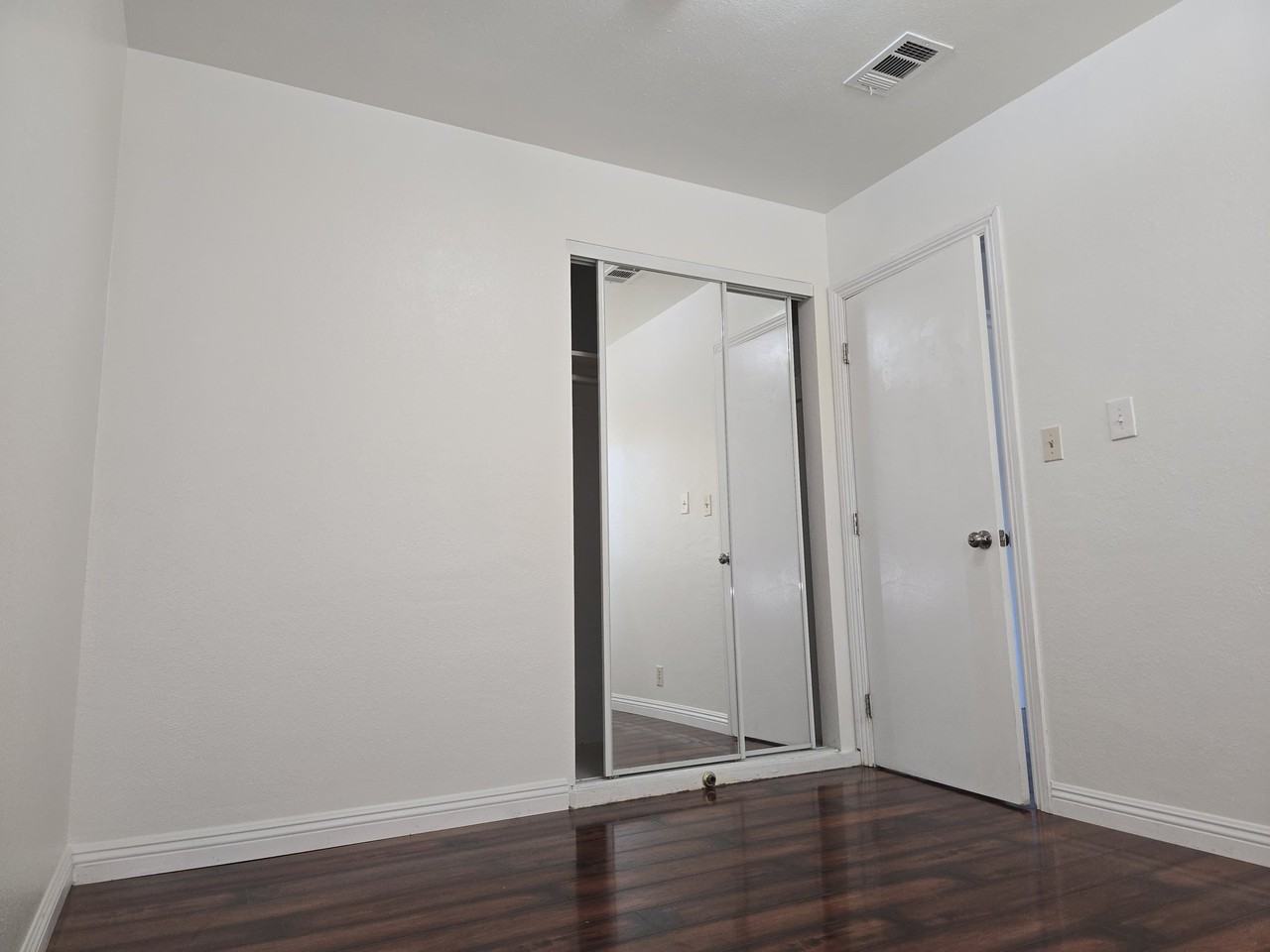2815 Montezuma Ave - Photo 7 of 15