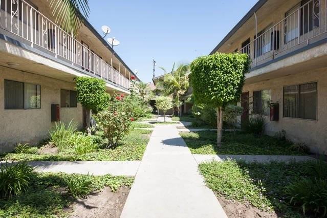 2890 E Artesia Blvd - Photo 4 of 20