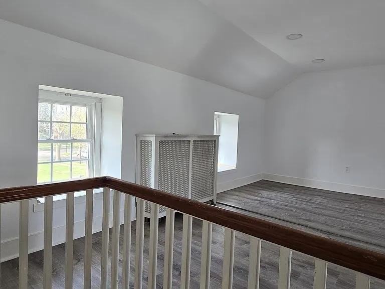 1304 Wilson Ave #B - Photo 3 of 6