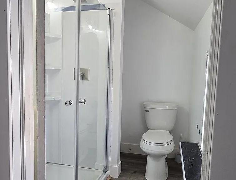 1304 Wilson Ave #B - Photo 5 of 6