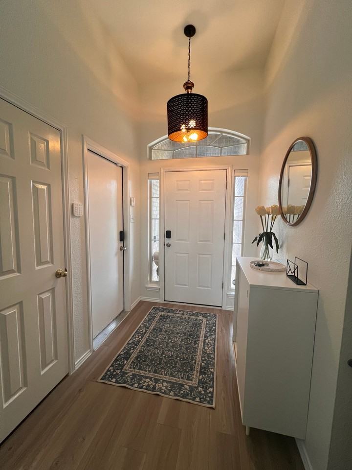 505 Preakness Pl - Photo 2 of 20
