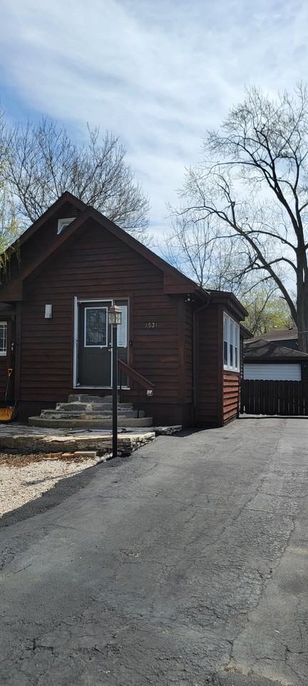 1531 Walnut Dr - Photo 3 of 11