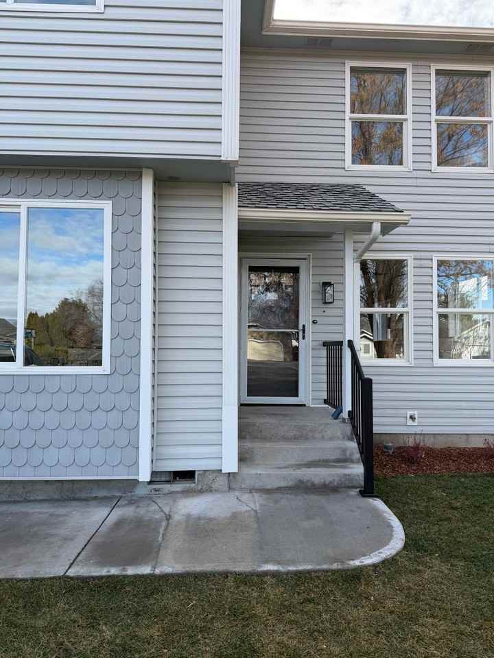 2172 Rusty Ct - Photo 2 of 6