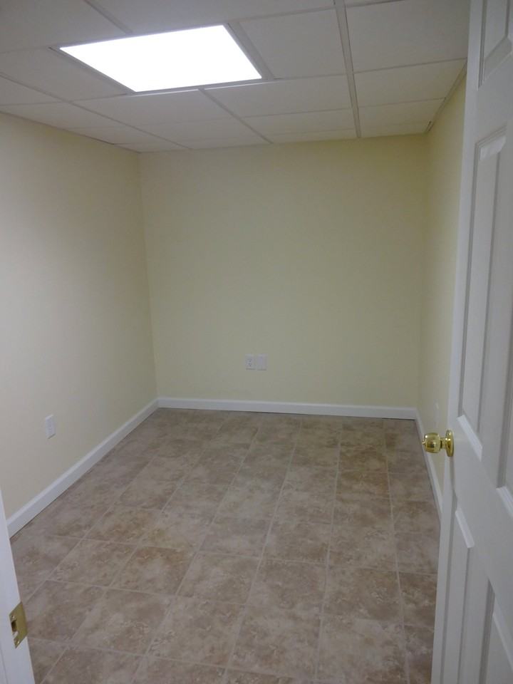 897 Jefferson Hill Rd #4 - Photo 4 of 6