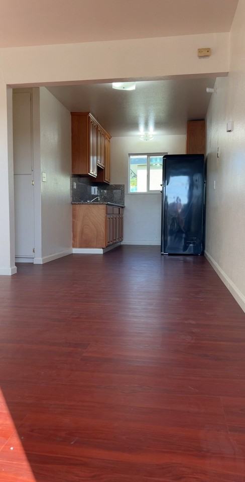 1688 Maubert Ct #2 - Photo 5 of 20
