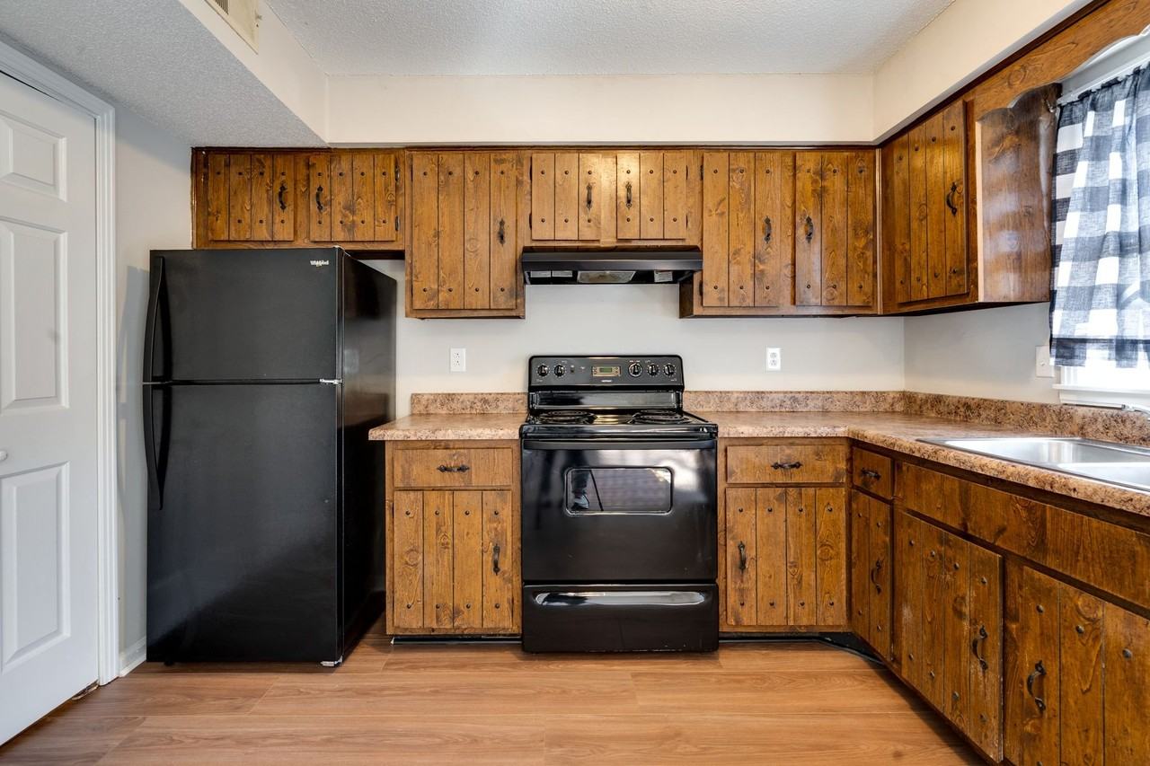2110 Ashland City Rd #B - Photo 6 of 20
