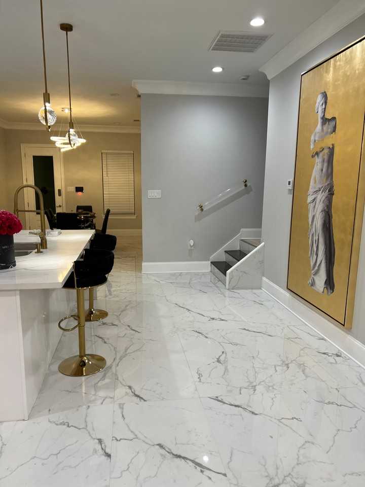 1835 Louisa St - Photo 3 of 15