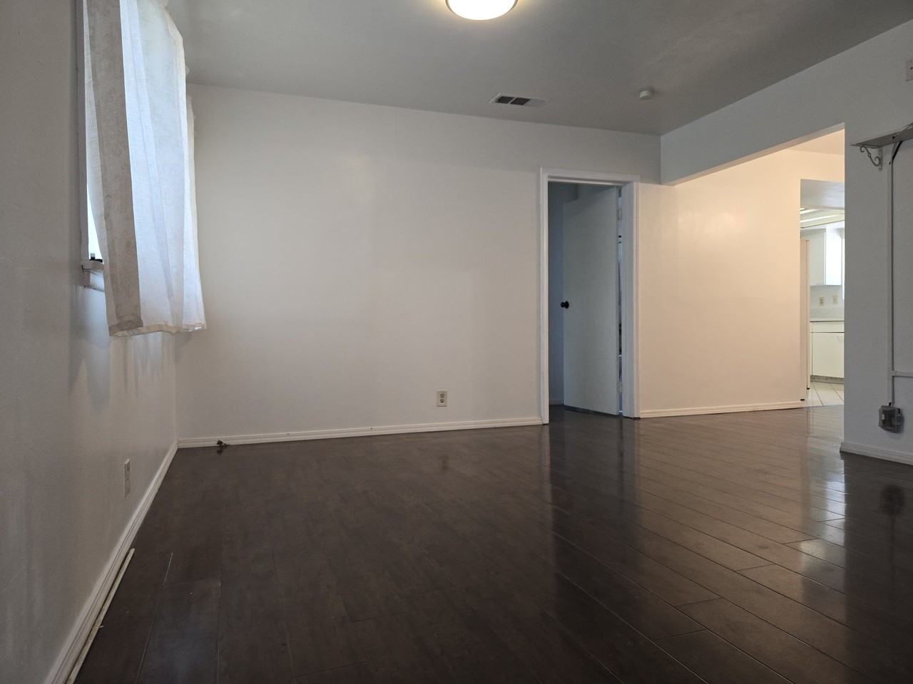 2817 Montezuma Ave - Photo 2 of 18