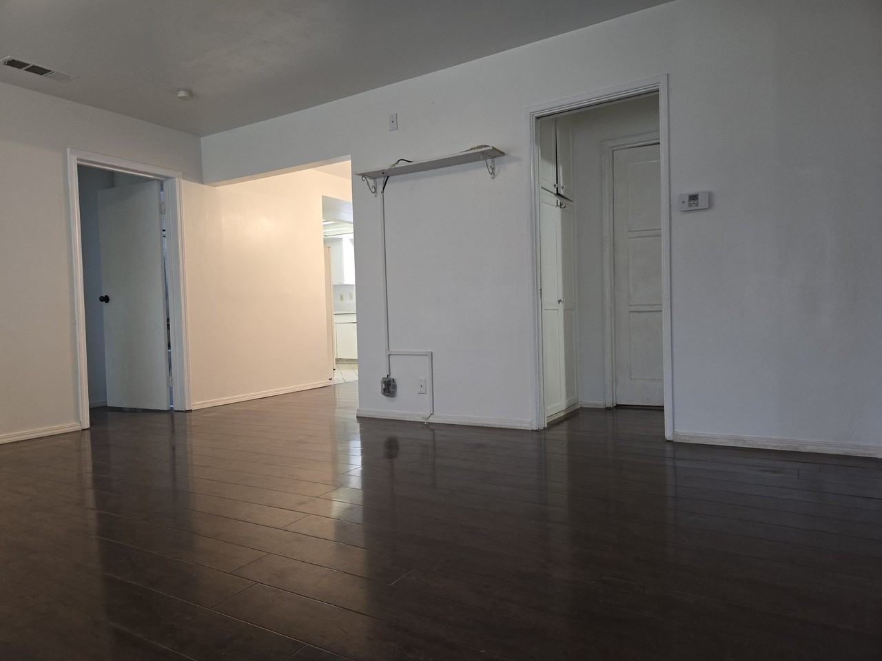 2817 Montezuma Ave - Photo 4 of 18