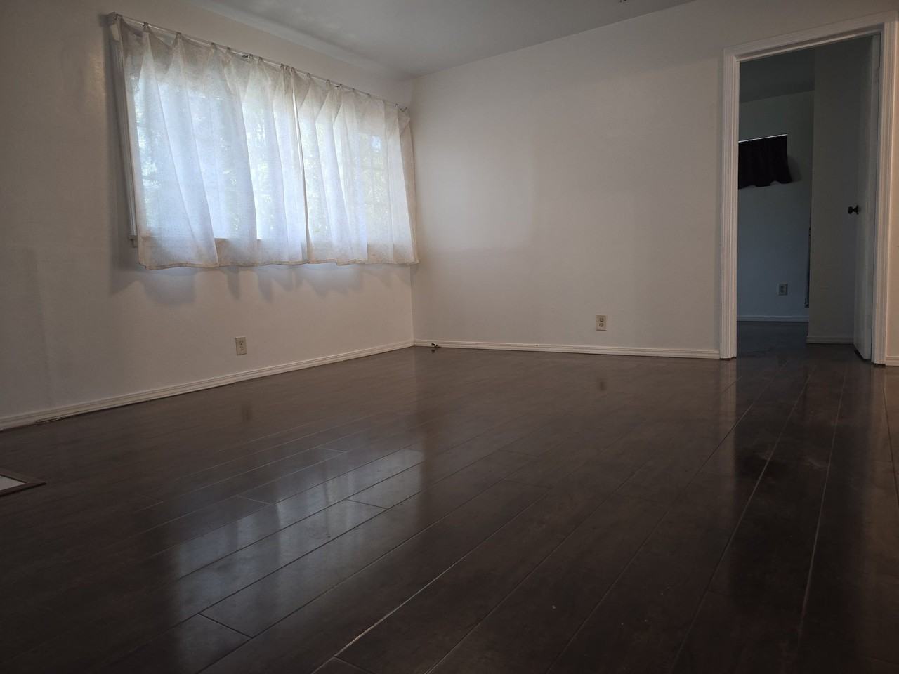 2817 Montezuma Ave - Photo 6 of 18