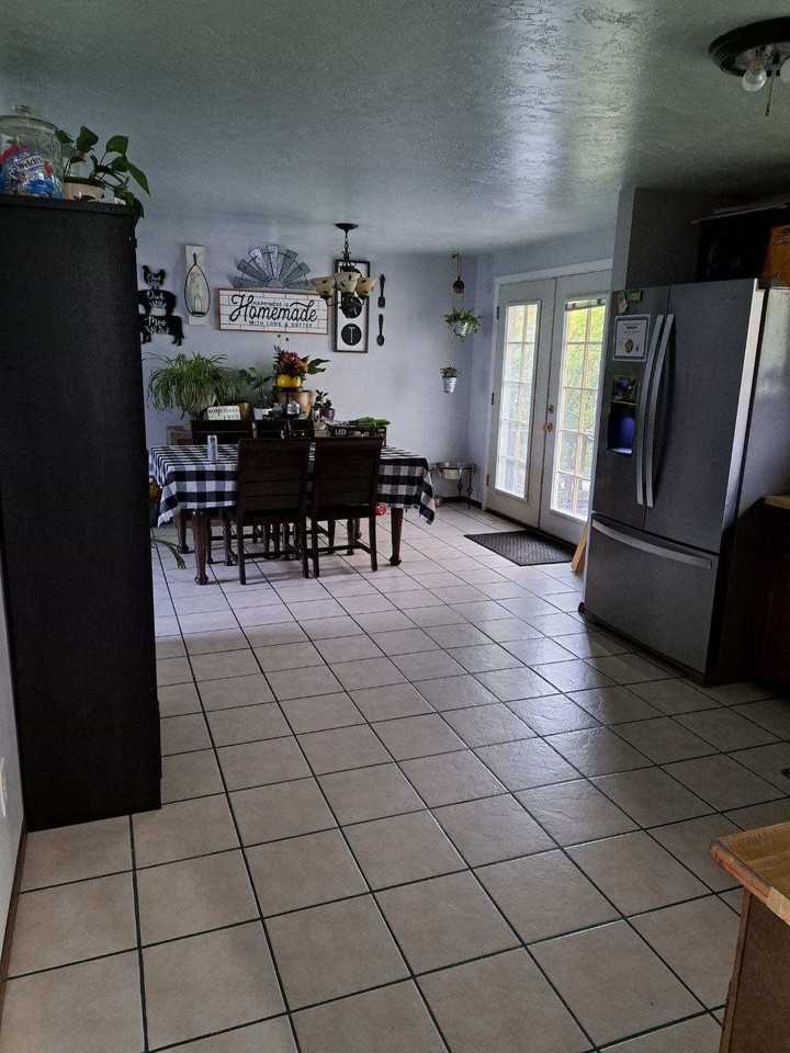 1024 Nw - Photo 4 of 20