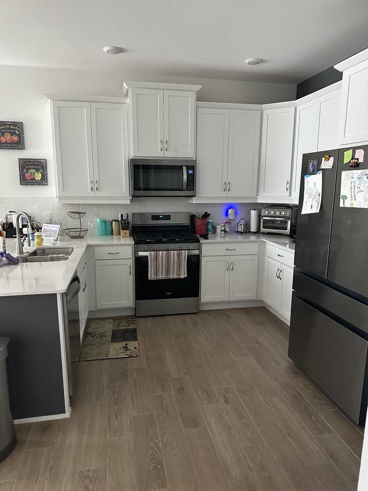 16998 Hawk Ct #NA - Photo 3 of 4