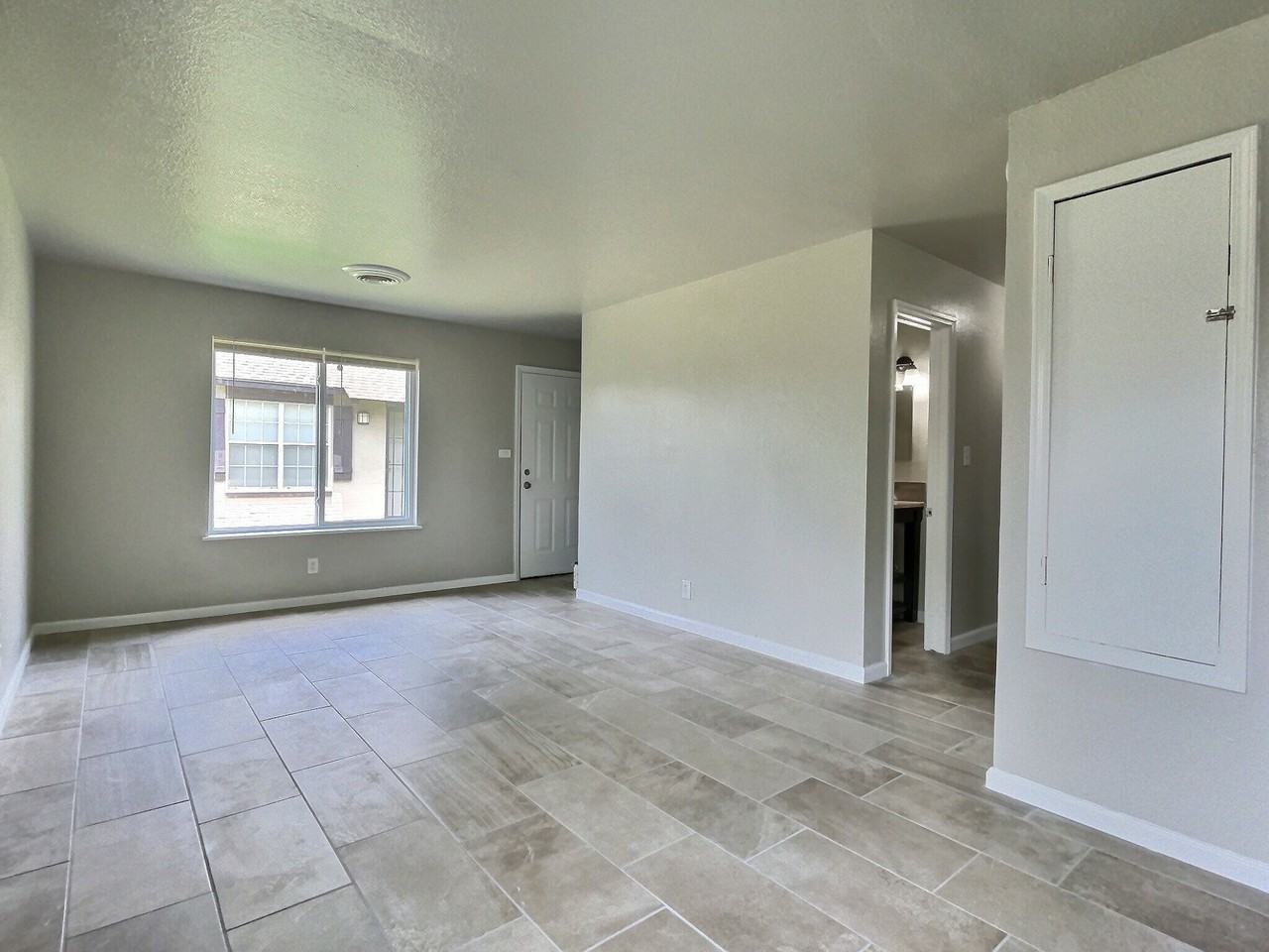 6120 S Madison Pl #A - Photo 5 of 11