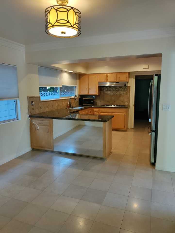 15707 Varden St #NA - Photo 7 of 39