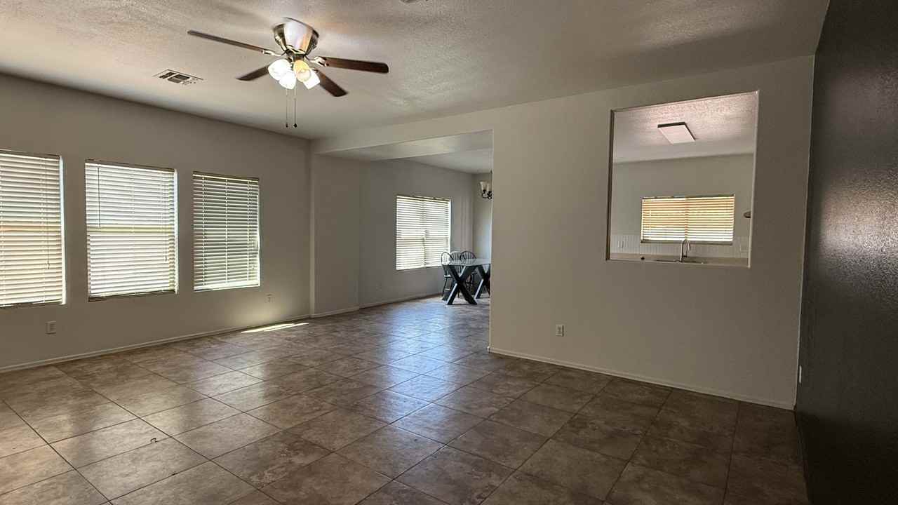 4604 North 92nd Lane - Photo 3 of 10