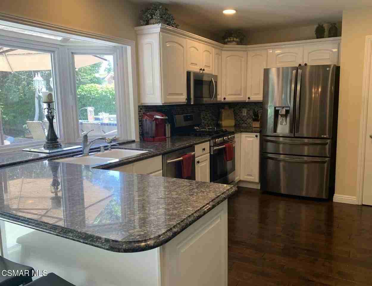4502 Wolsey Ct - Photo 5 of 12