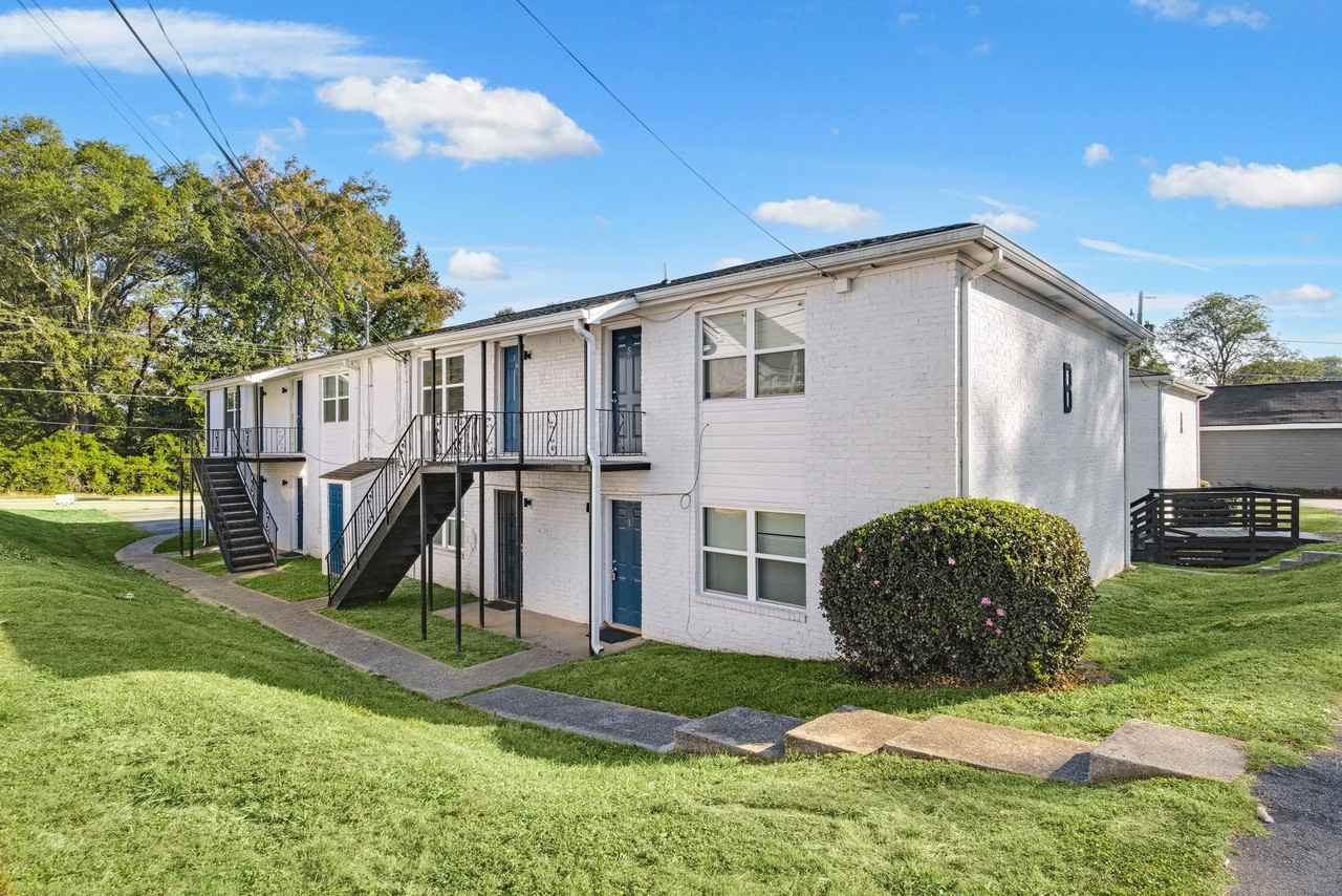 969 Forest Ave Apt B6 #B6 - Photo 2 of 19