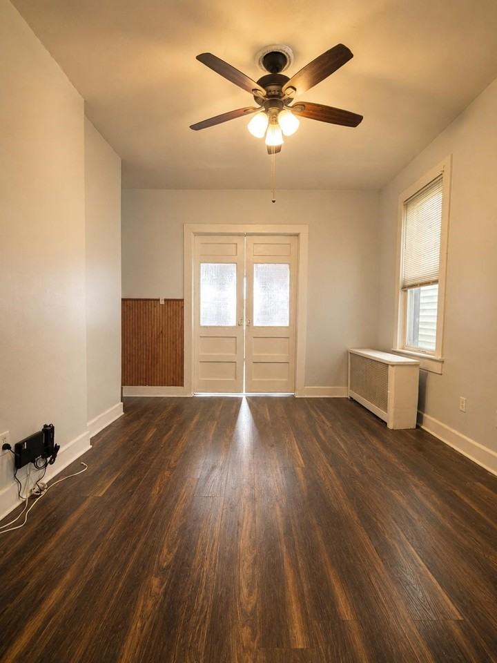 187 Clerk St - Photo 4 of 19