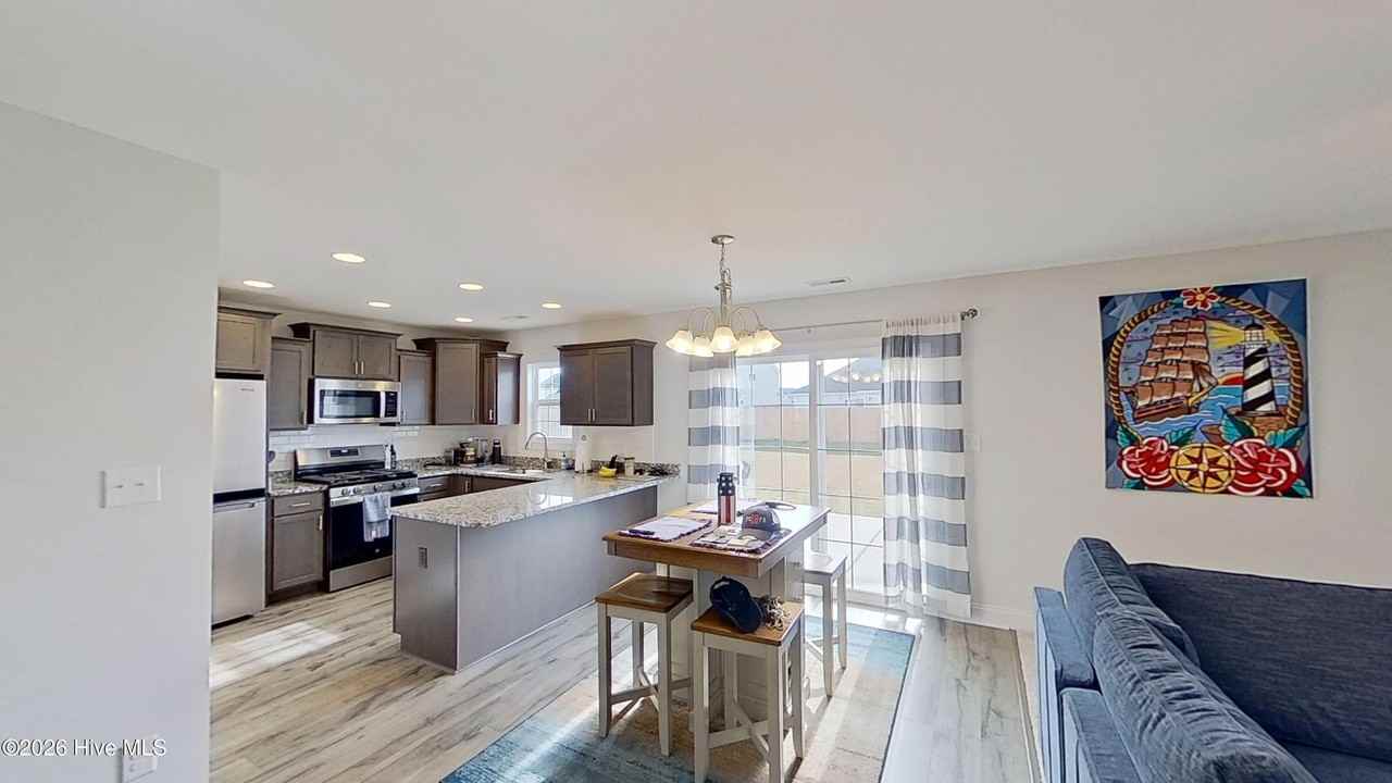 225 Lookout Ln - Photo 6 of 27